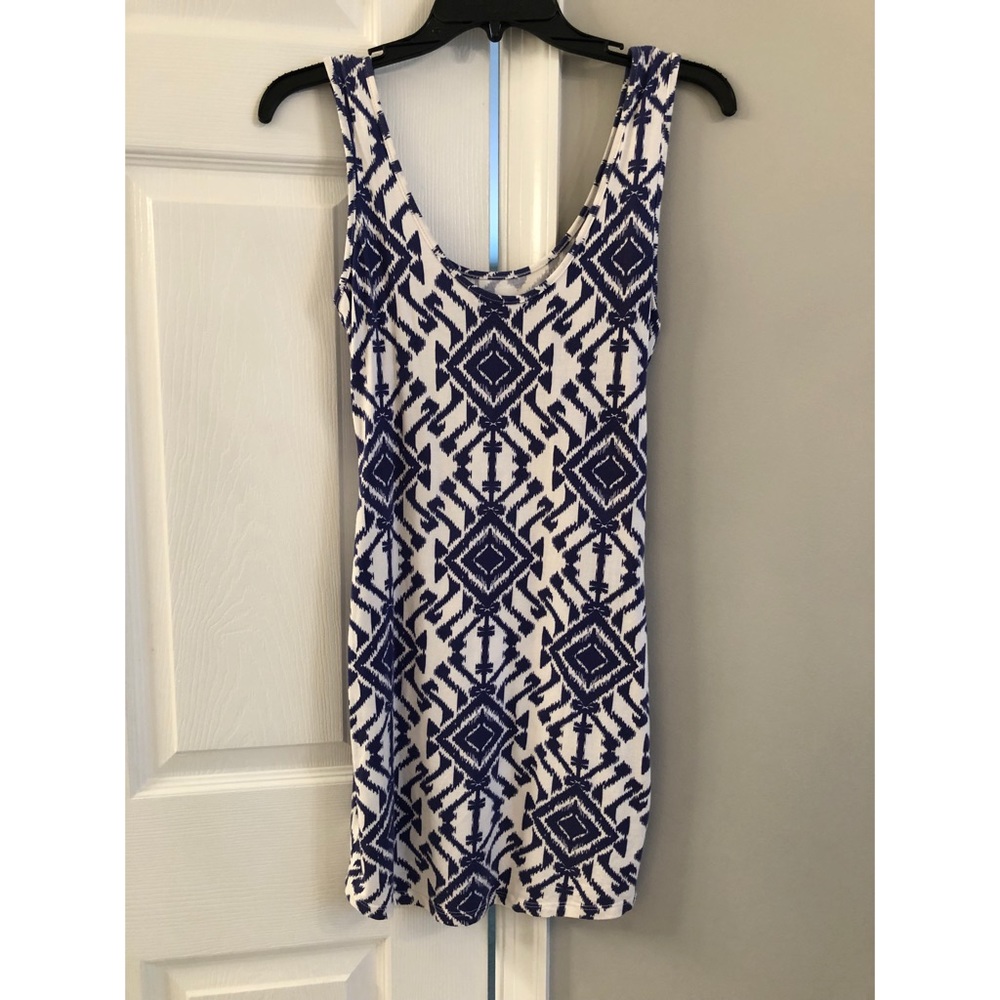 Summer dress - Picture 2 of 2